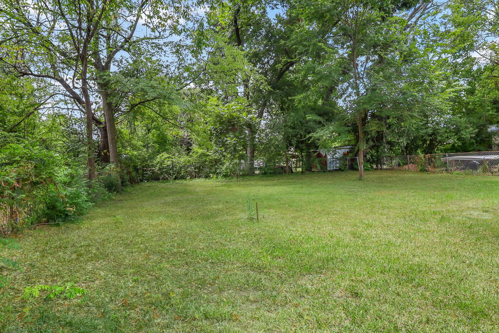 735 Clingman Property Photo 22