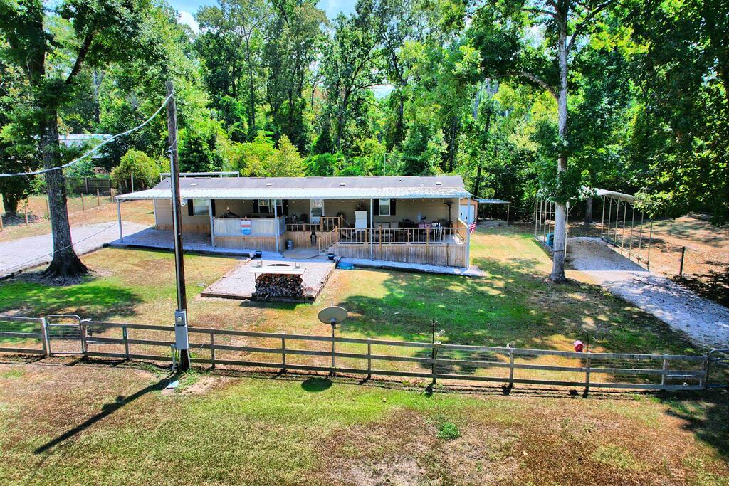 300 Greenbriar Property Photo 1