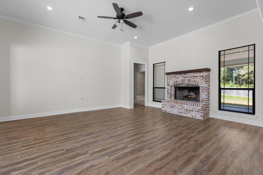 321 Rustic Pines Drive Property Photo 6
