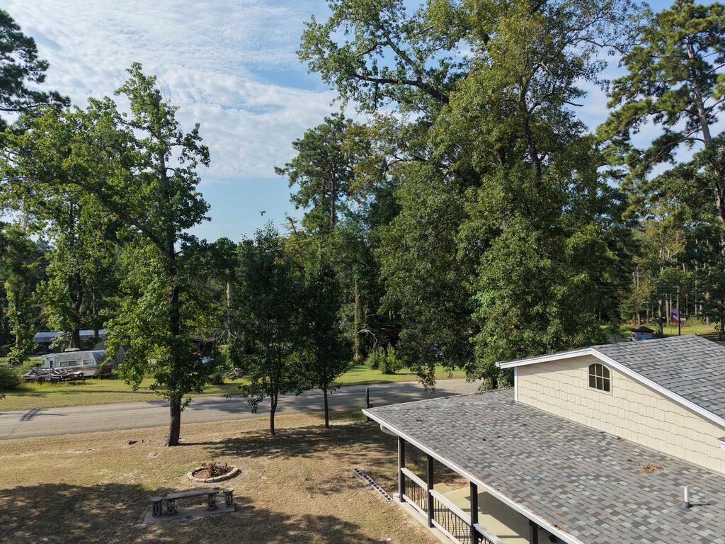 140 E Ridgecrest Drive Property Photo 3
