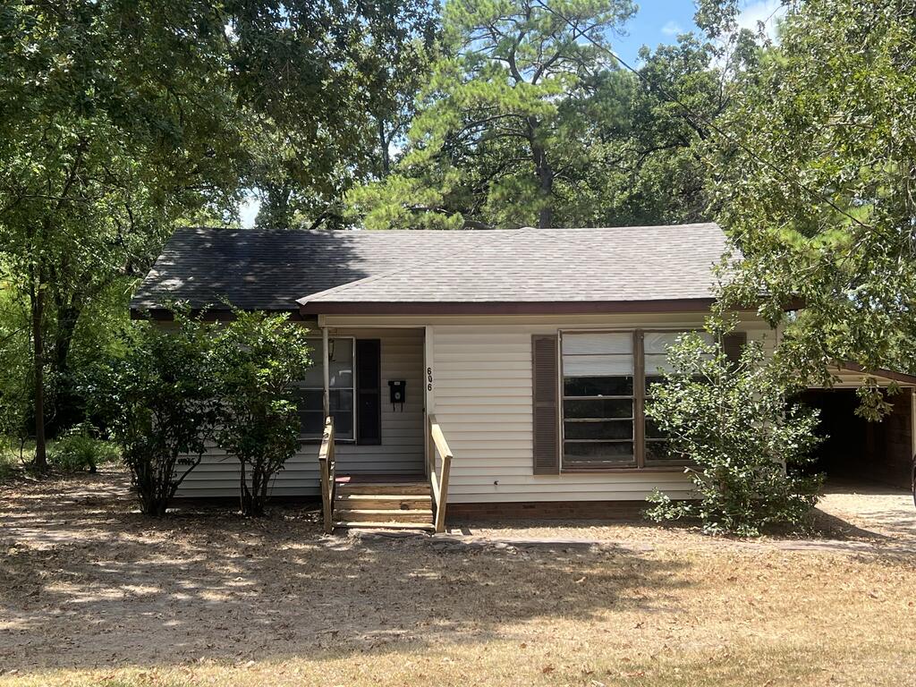 606 Cordelia Street Property Photo 1