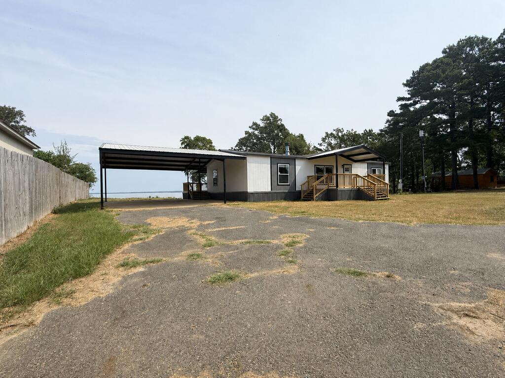 4615 Carters Ferry Rd E Property Photo 1