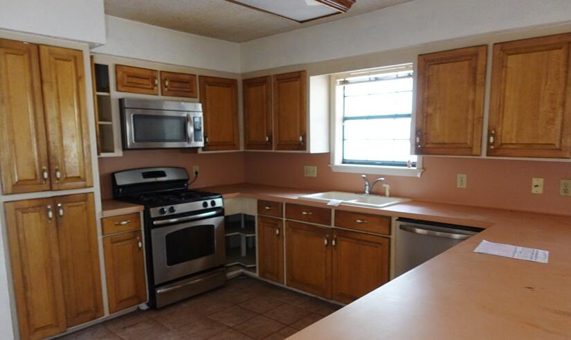 202 Buddy Street Property Photo 4