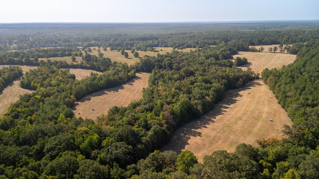Pid # R13080 Cr 3717 Property Photo 1