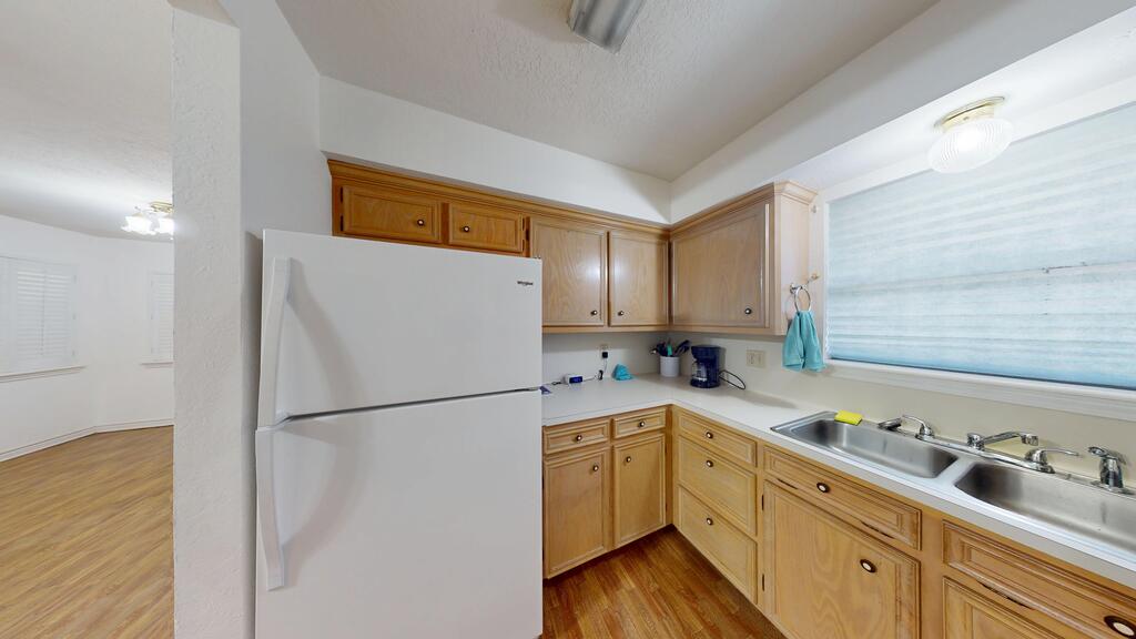 1005 Black Walnut Lane Property Photo 5