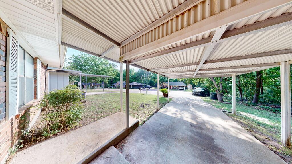 1005 Black Walnut Lane Property Photo 16