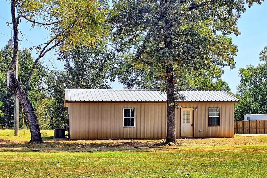 4901 Carters Ferry Rd E Property Photo 1