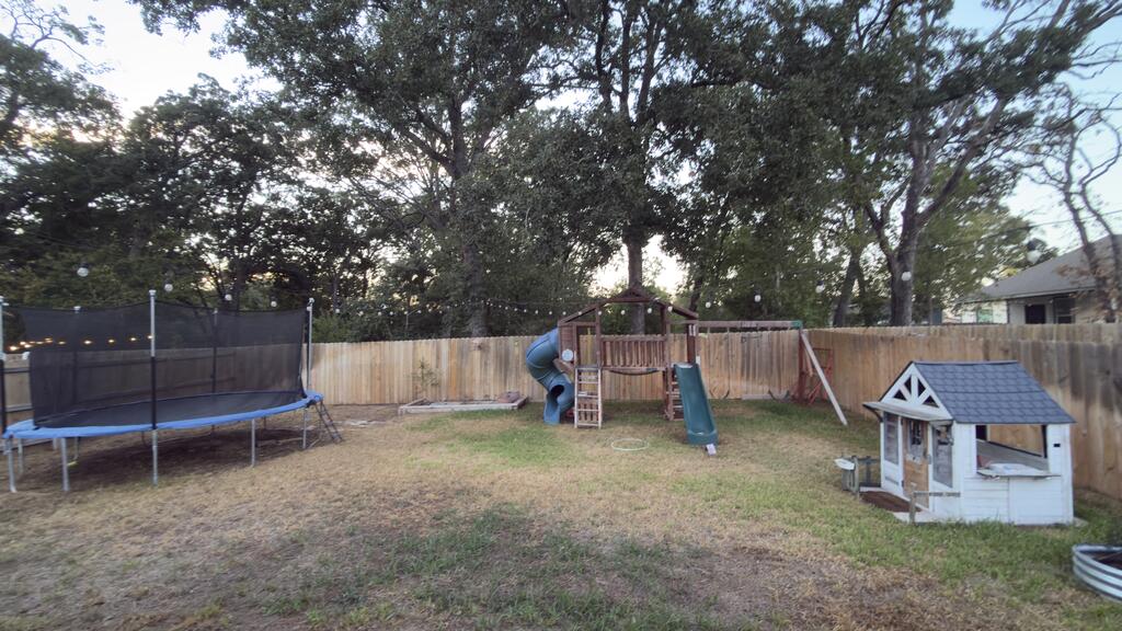 2415 Lightfoot Ln Property Photo 14