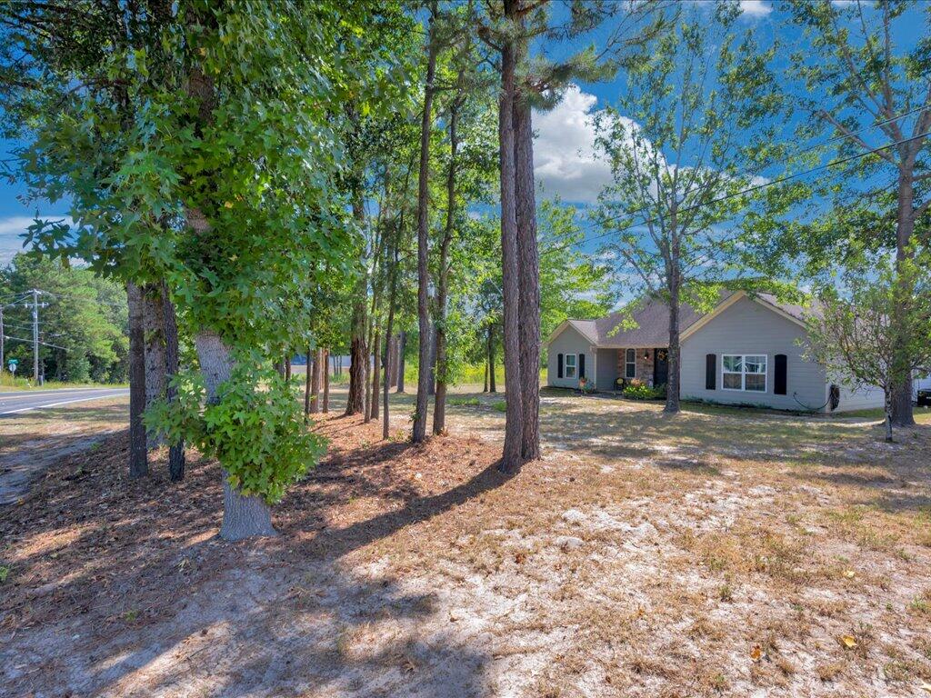 2005 Durst Property Photo 3