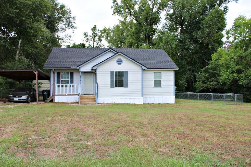 572 Fm 1414 Property Photo 1