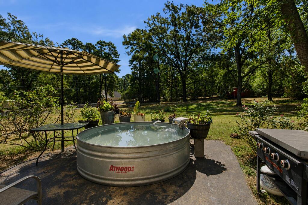 156 Cr 208 Property Photo 24