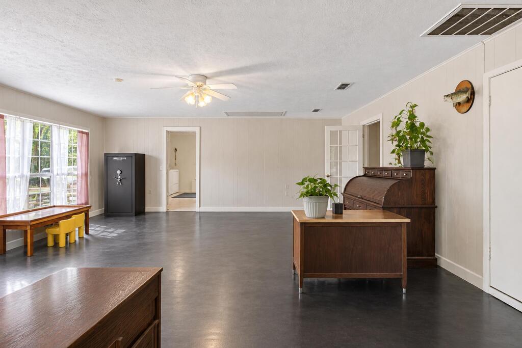 156 Cr 208 Property Photo 40