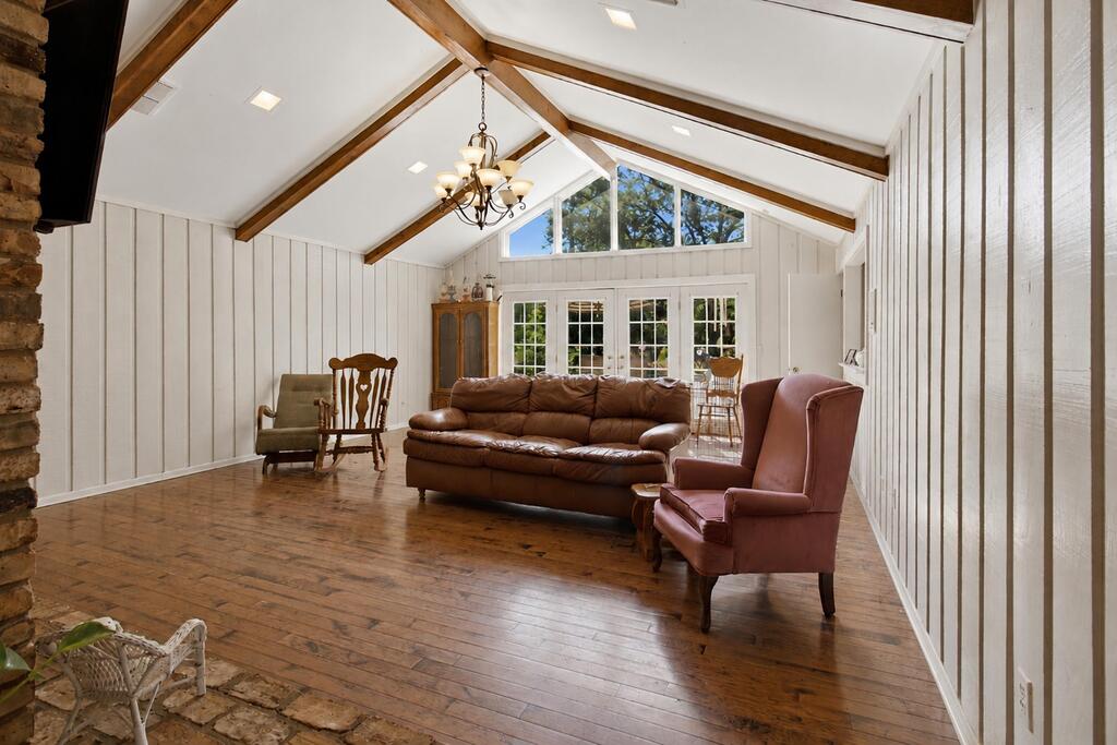 156 Cr 208 Property Photo 42