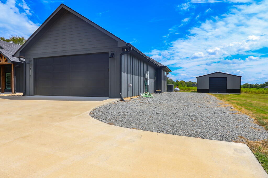 8845 Fm 1669 Property Photo 3