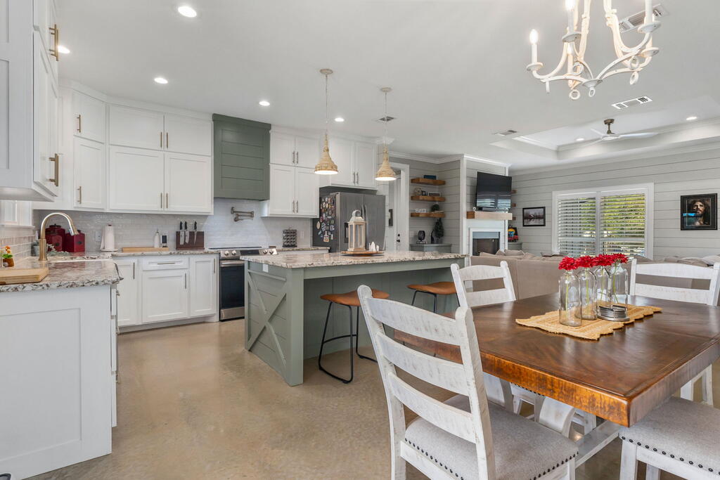 8845 Fm 1669 Property Photo 11
