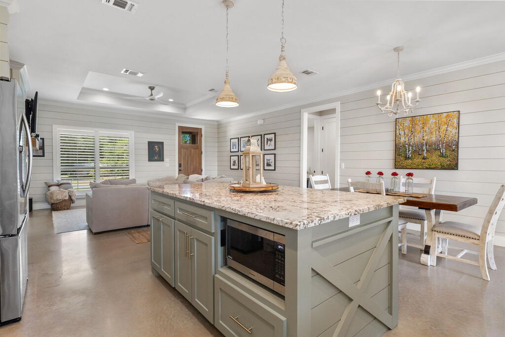 8845 Fm 1669 Property Photo 15