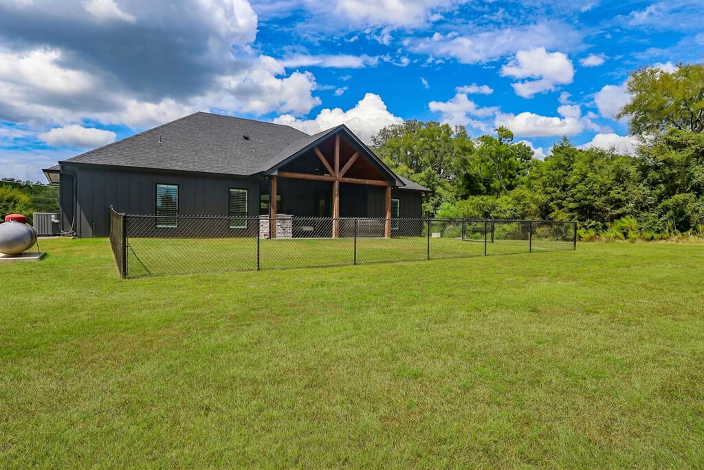 8845 Fm 1669 Property Photo 34