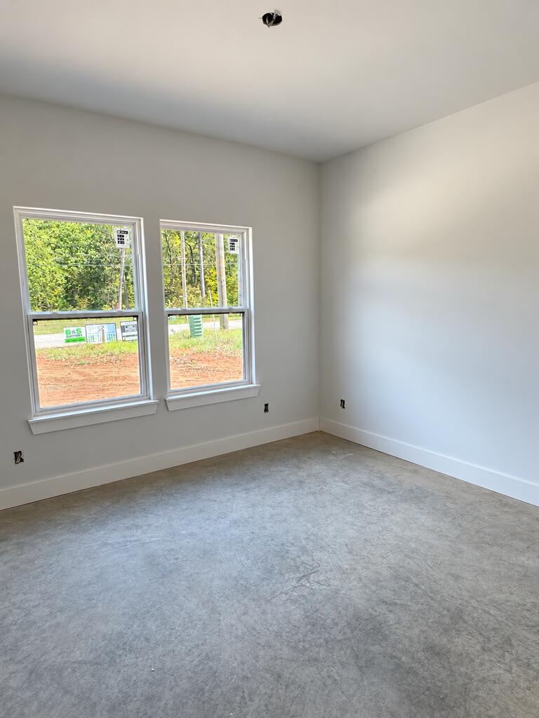 763 St Clair Street Property Photo 6