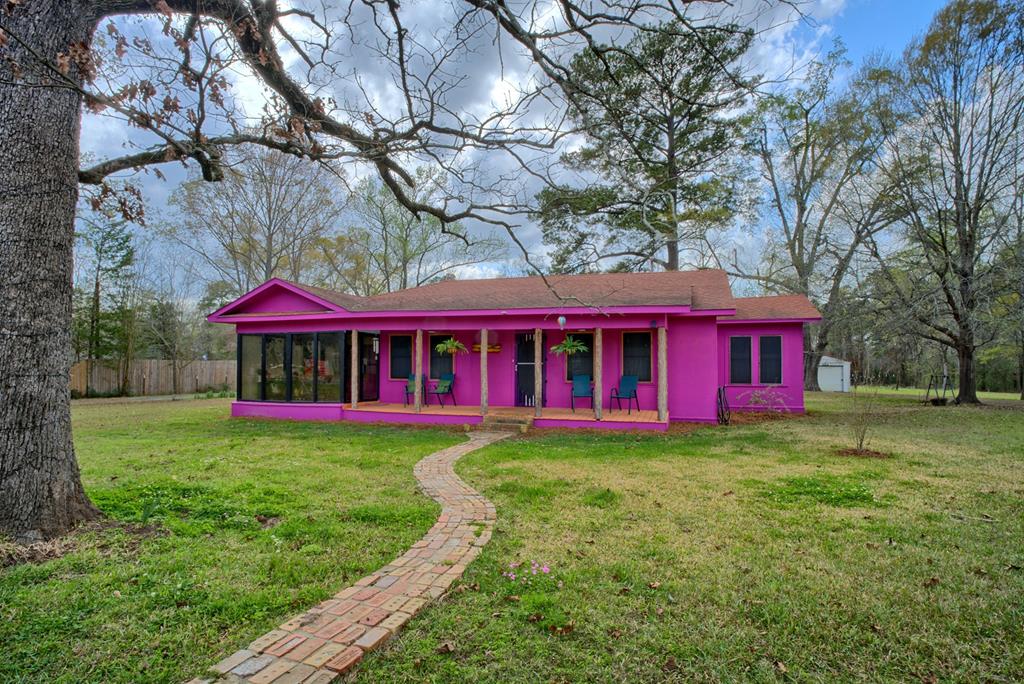 920 Mann Street Property Photo 1