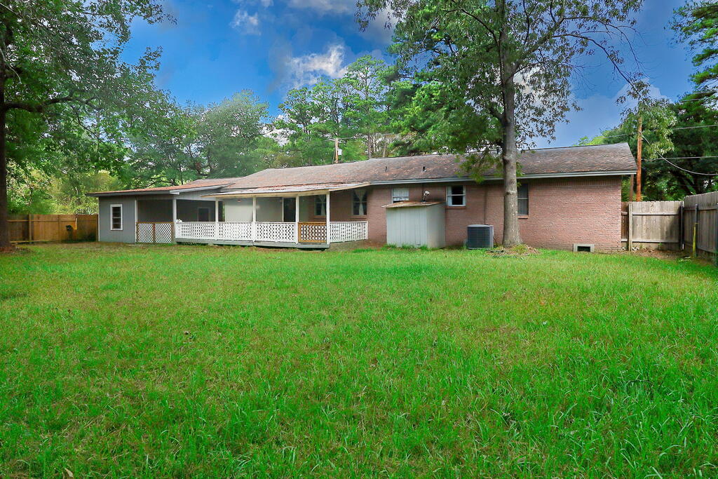 1307 Wildbriar Drive Property Photo 30
