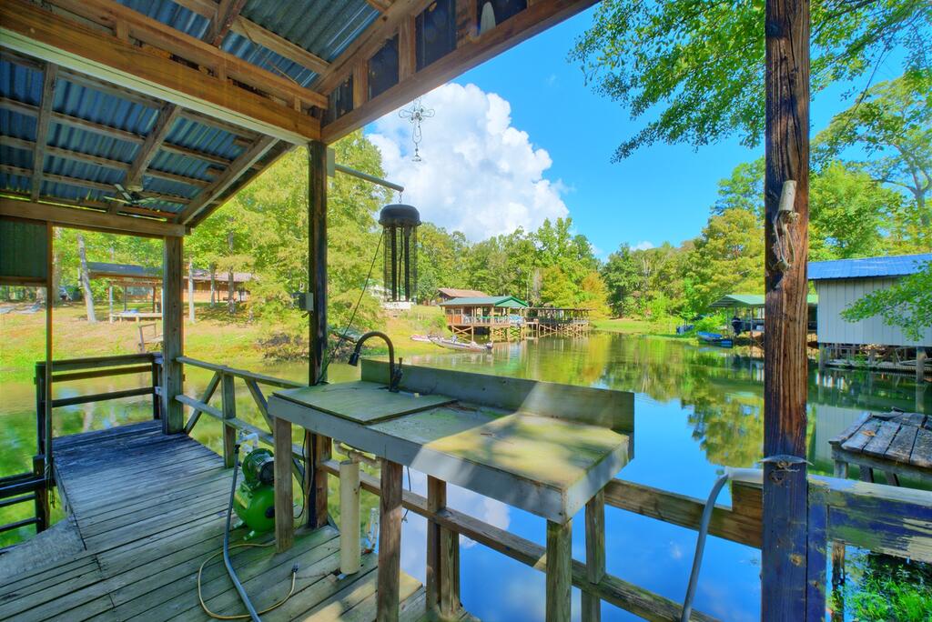 346 Twin Cedar Drive Property Photo 1
