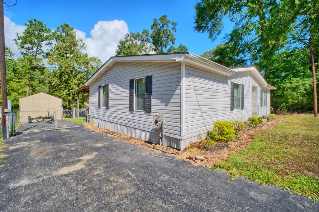 346 Twin Cedar Drive Property Photo 3