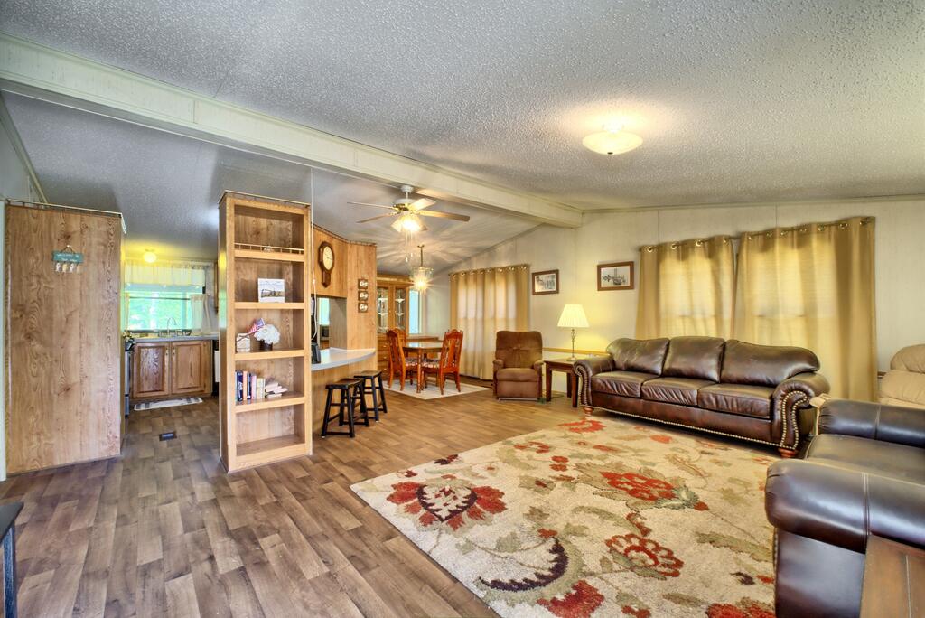 346 Twin Cedar Drive Property Photo 12