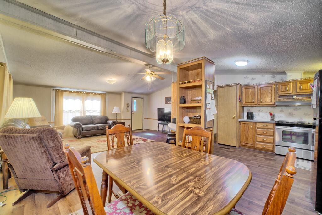346 Twin Cedar Drive Property Photo 13