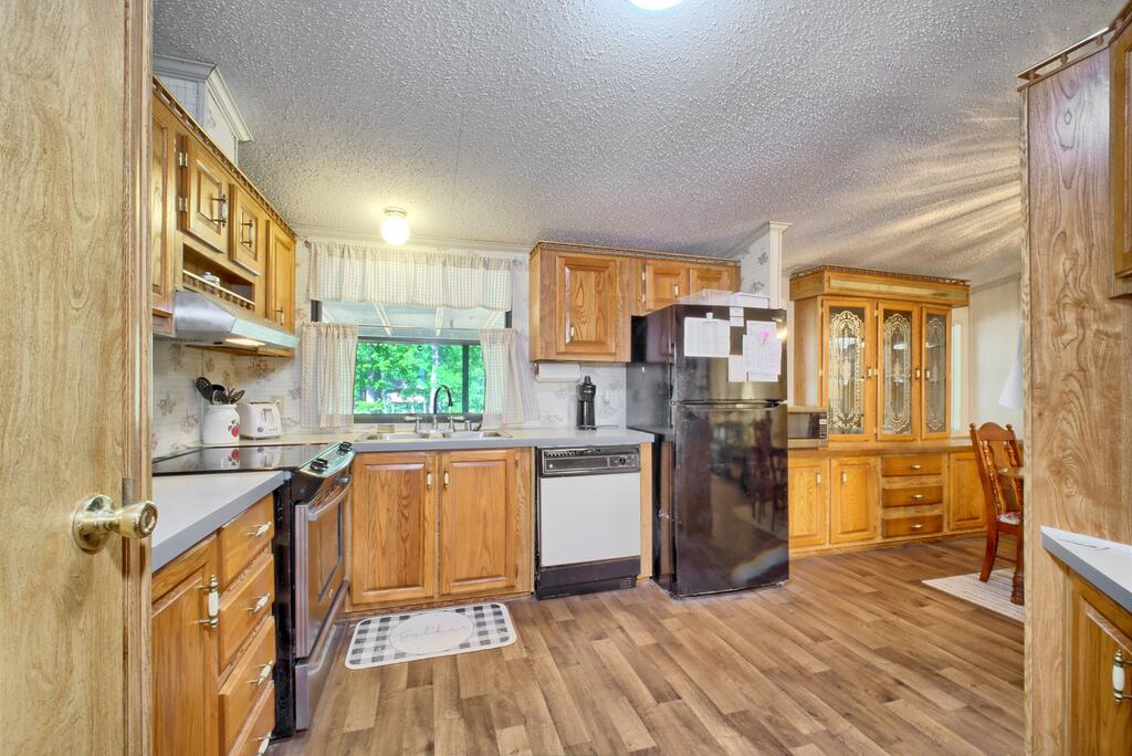 346 Twin Cedar Drive Property Photo 15