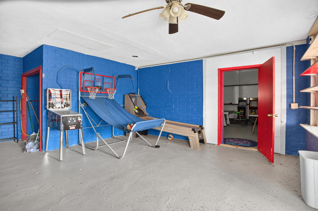 509 North Home Property Photo 2