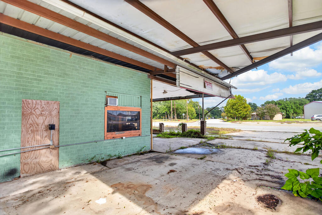 509 North Home Property Photo 15