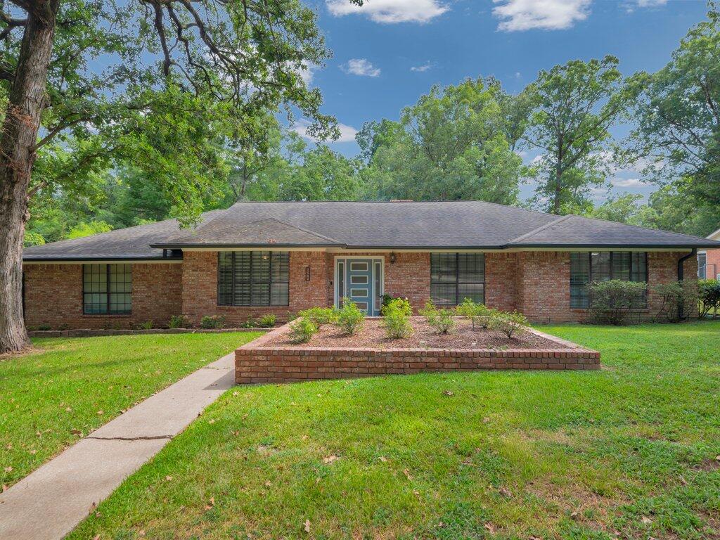 3602 Kings Row Drive Property Photo 1