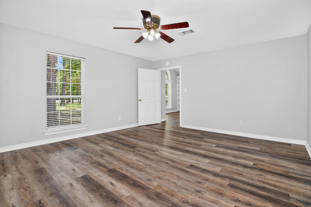 625 Fm 706 Property Photo 14