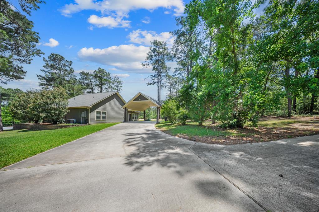210 Shoreline Drive Property Photo 1