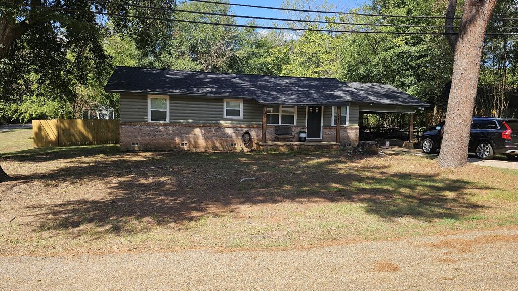 913 5th Street Property Photo 1