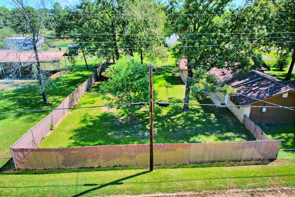105 Parker Blvd Property Photo 6