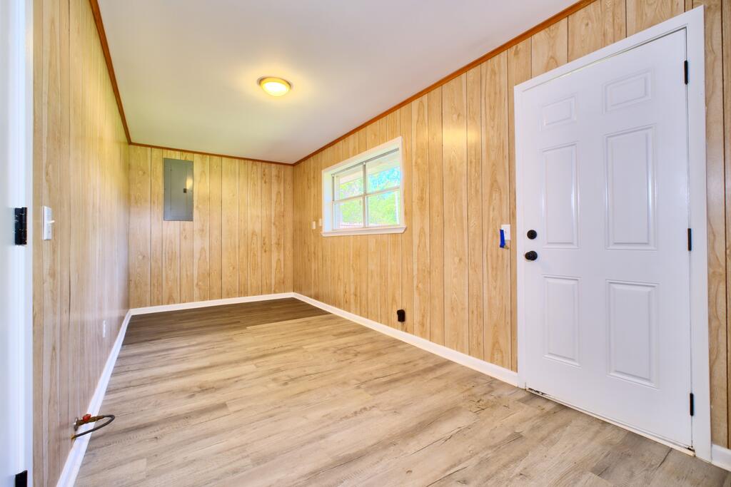 105 Parker Blvd Property Photo 25