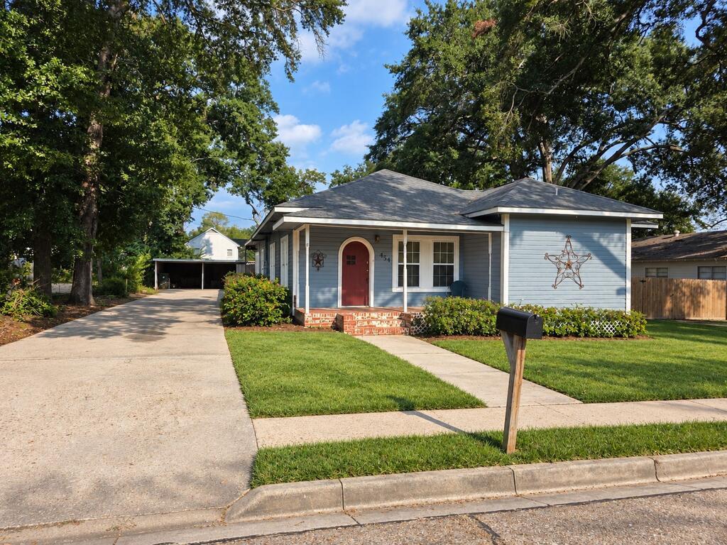 454 Powell Street Property Photo 1