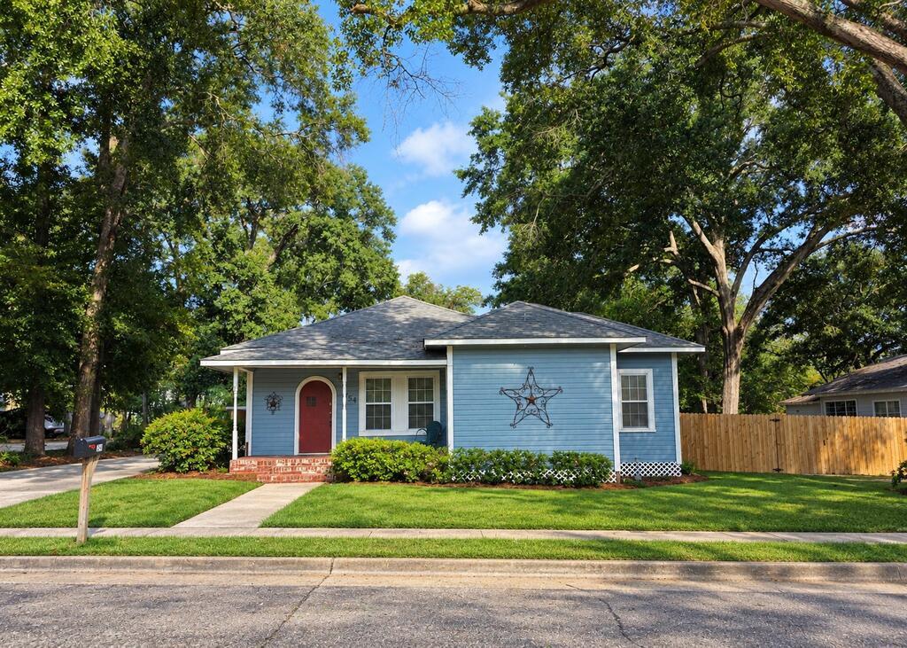454 Powell Street Property Photo 2