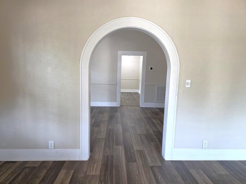 454 Powell Street Property Photo 10
