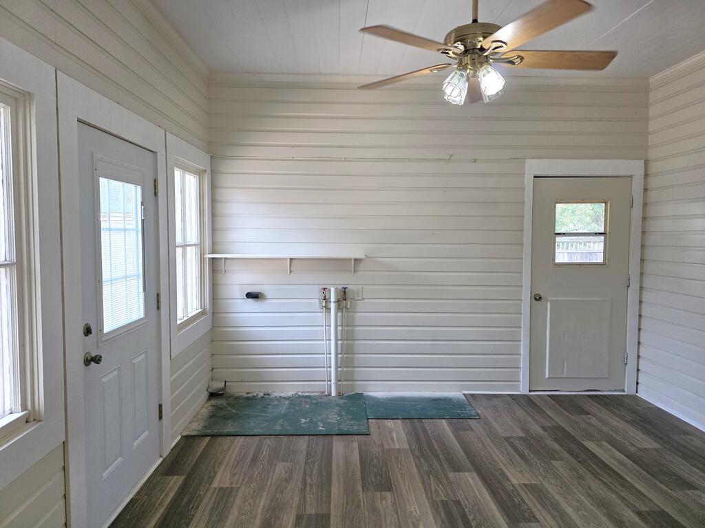 454 Powell Street Property Photo 22