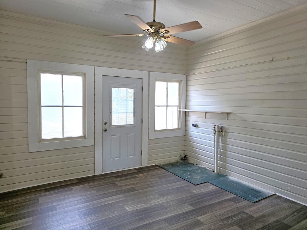 454 Powell Street Property Photo 23
