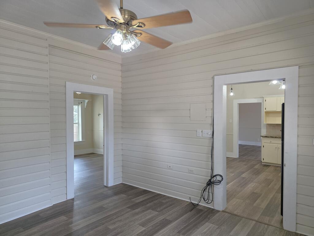 454 Powell Street Property Photo 24