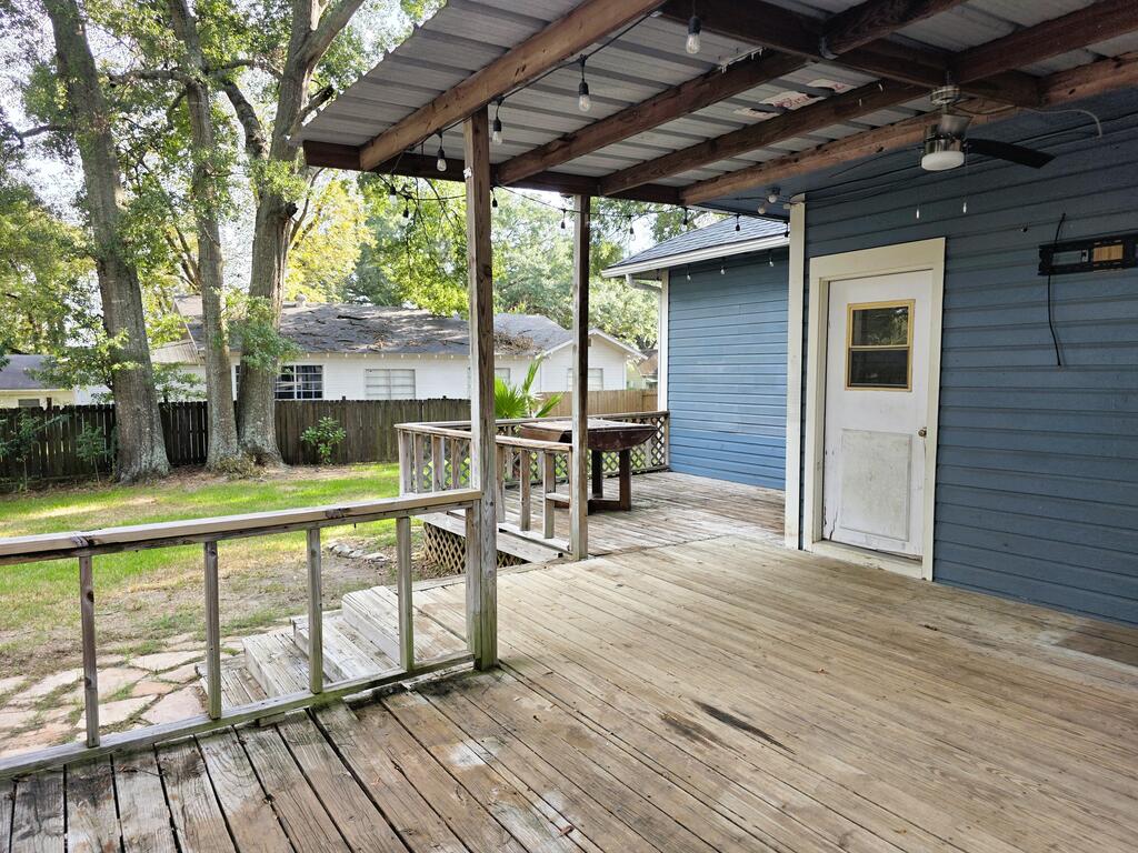 454 Powell Street Property Photo 41