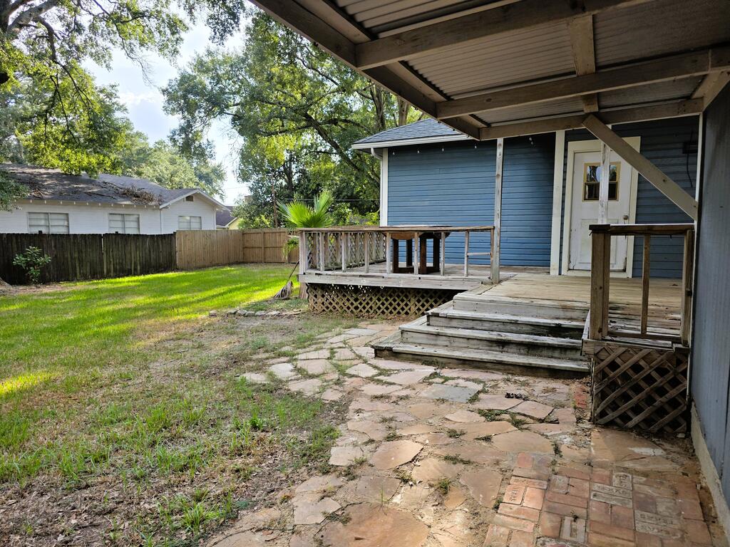 454 Powell Street Property Photo 43