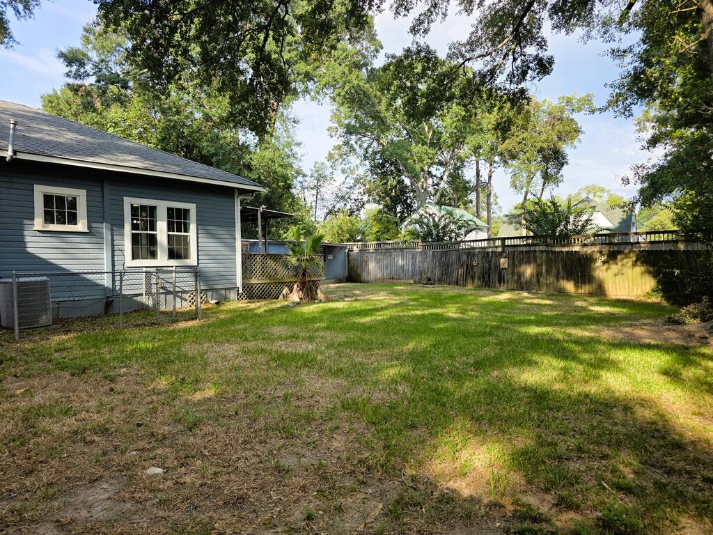 454 Powell Street Property Photo 46