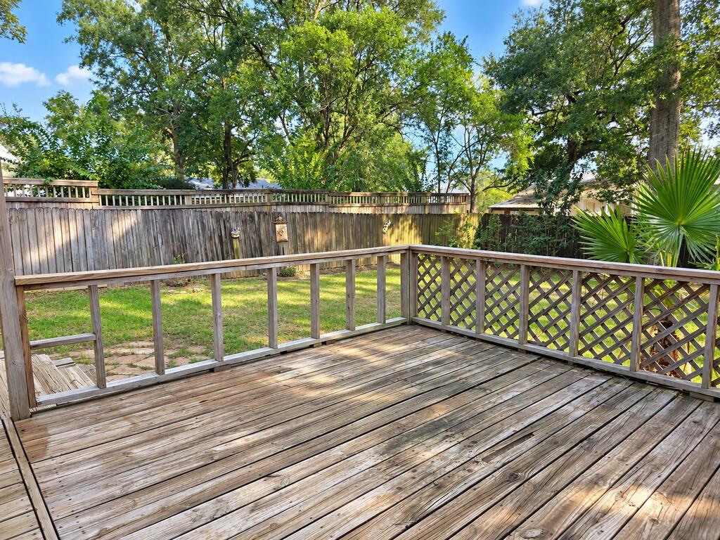 454 Powell Street Property Photo 48