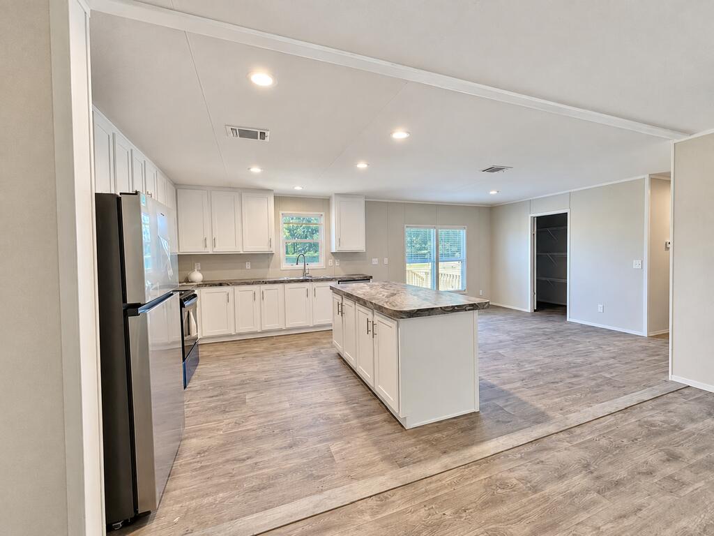 4635 Carters Ferry Rd E Property Photo 8