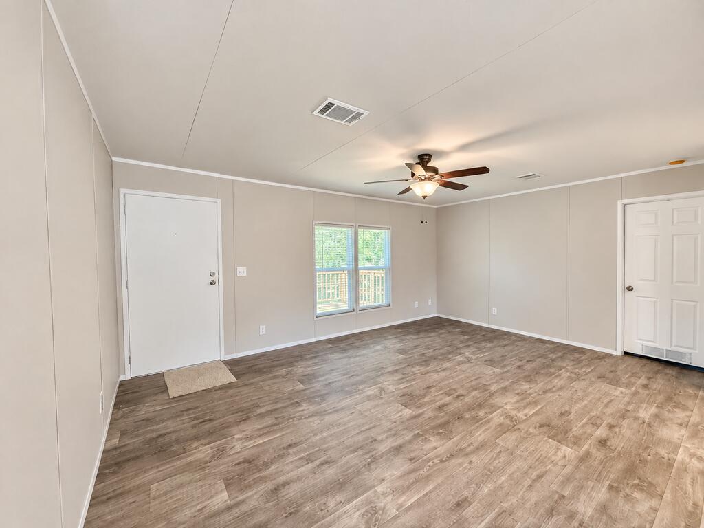 4635 Carters Ferry Rd E Property Photo 9