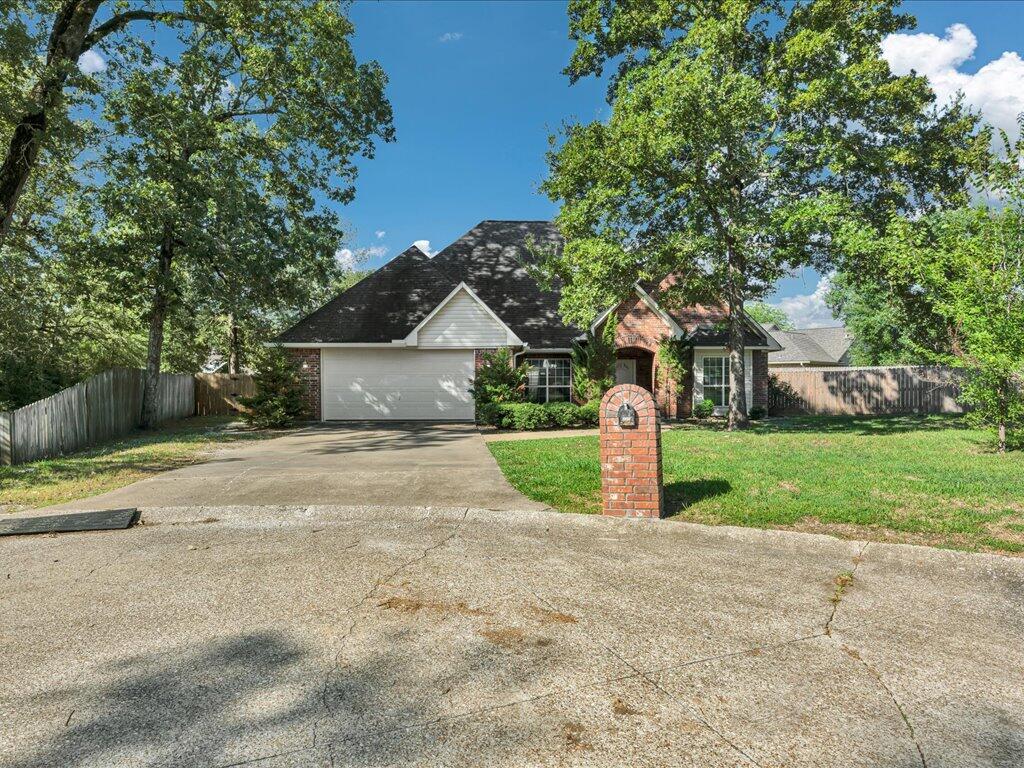 227 Remington Place Property Photo 3